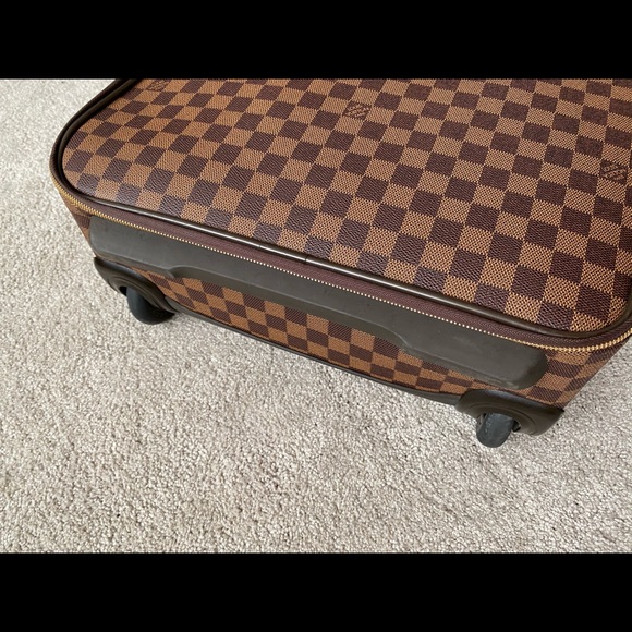 SOLD Louis Vuitton Pegase rolling luggage 55 - Picture 4 of 15